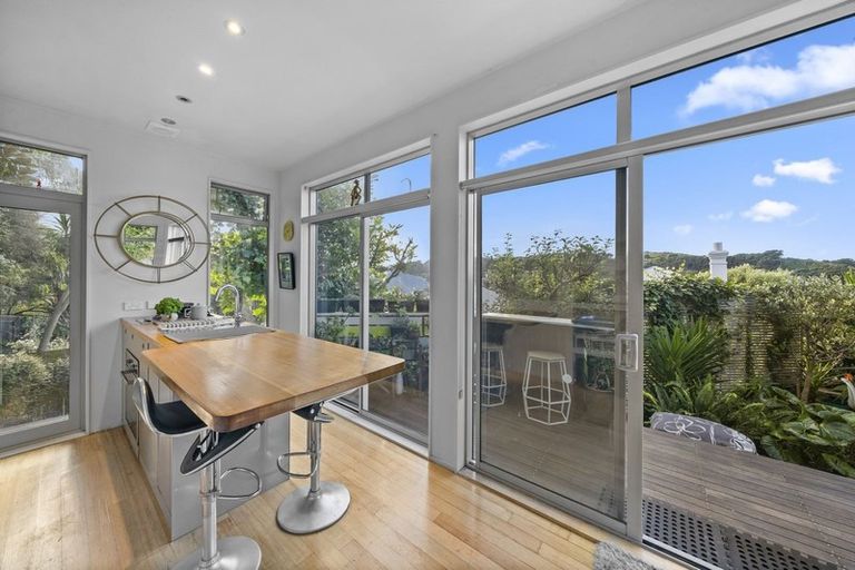 Photo of property in 112a Wallace Street, Mount Cook, Wellington, 6021