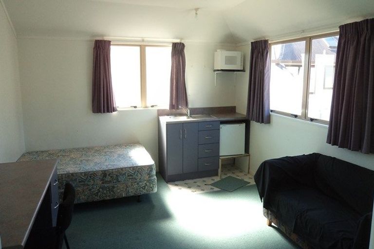 Photo of property in 12/5 Inverness Avenue, Hamilton East, Hamilton, 3216