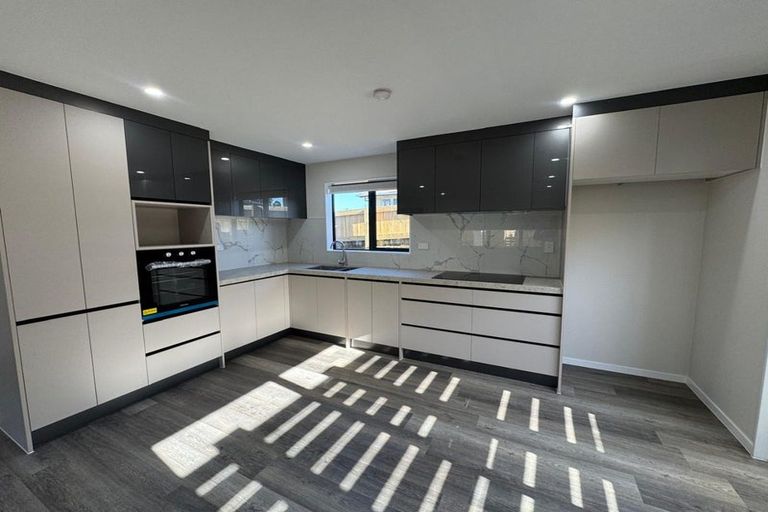 Photo of property in 8 Hillside Road, Papatoetoe, Auckland, 2025