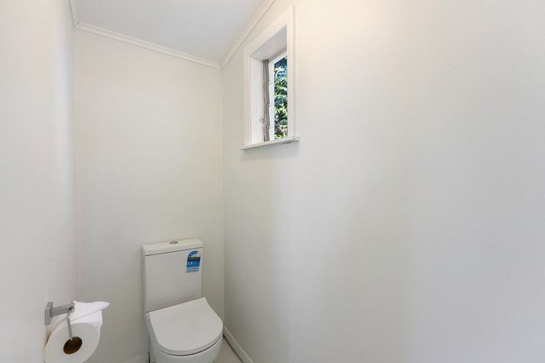 Photo of property in 8 Manuka Street, Otaki Beach, Otaki, 5512