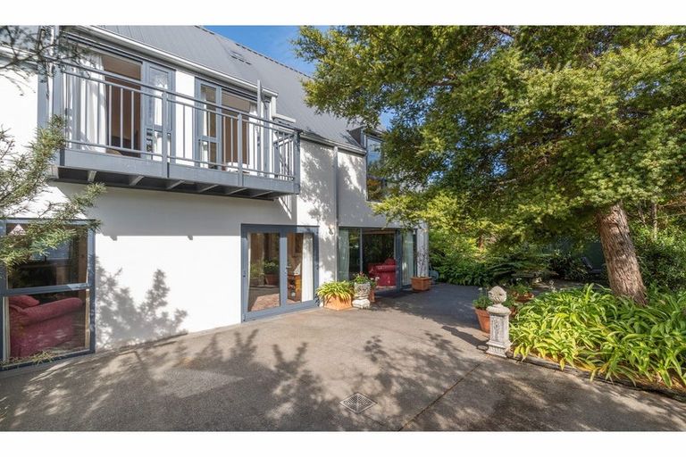 Photo of property in Cornwall Gardens, 18/27 Cornwall Street, St Albans, Christchurch, 8014