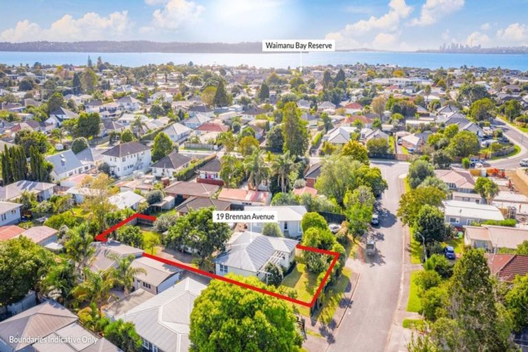 Photo of property in 19 Brennan Avenue, Te Atatu Peninsula, Auckland, 0610