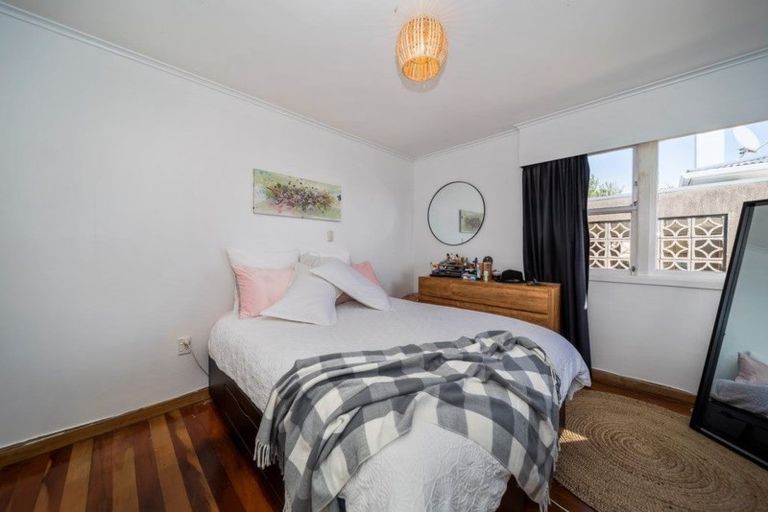 Photo of property in 12 Rosendale Avenue, Spotswood, New Plymouth, 4310