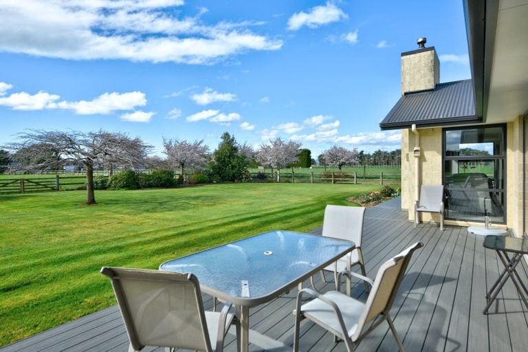 Photo of property in 24 Mckinnon Road, Edendale, Wyndham, 9893