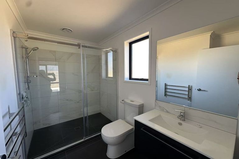 Photo of property in 10 Enchantment Lane, Karaka, Papakura, 2113