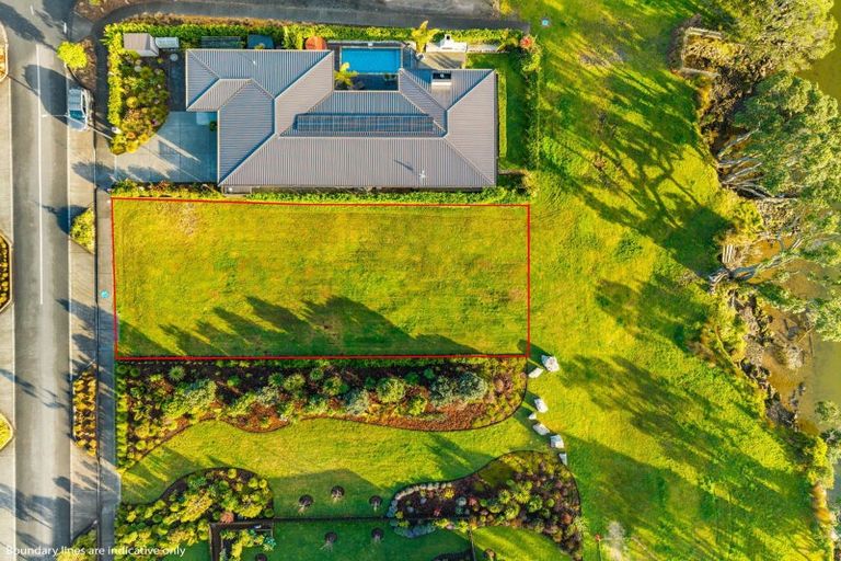 Photo of property in 3 William Gilbert Drive, Mangawhai, 0505