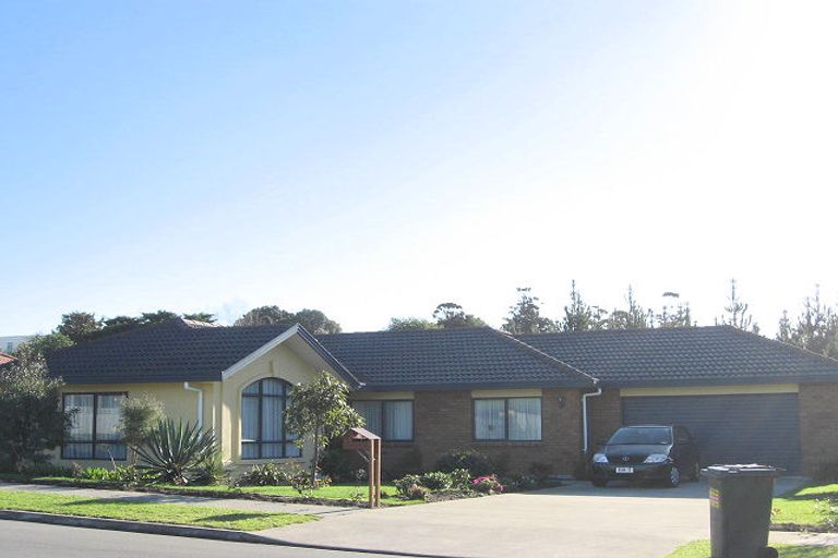 Photo of property in 9 Harry Shaw Way, Raumati South, Paraparaumu, 5032