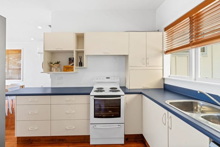 Photo of property in 245 Rosetta Road, Raumati Beach, Paraparaumu, 5032