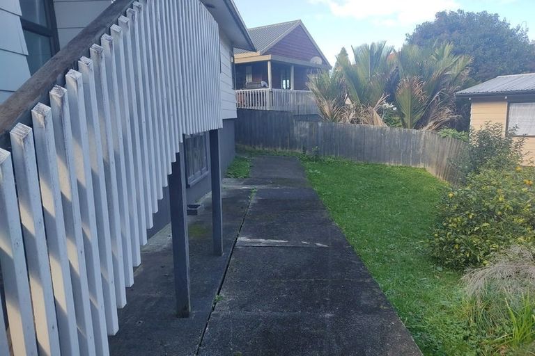 Photo of property in 1/34 Don Buck Road, Massey, Auckland, 0614