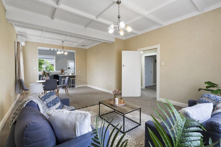 Photo of property in 188 Brooklands Road, Vogeltown, New Plymouth, 4310