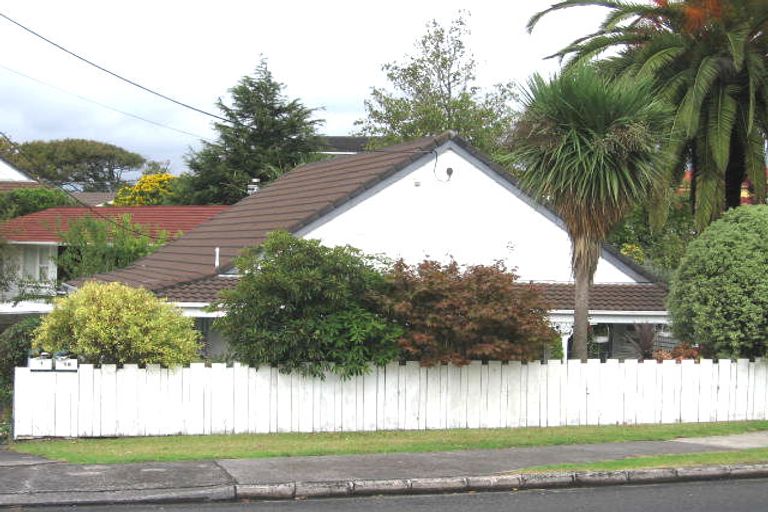 Photo of property in 1 Tirimoana Road, Te Atatu South, Auckland, 0602