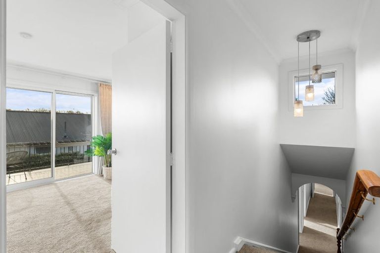 Photo of property in 229 Memorial Avenue, Burnside, Christchurch, 8053