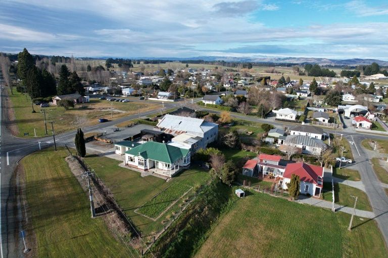 Photo of property in 4 Laura Street, Lumsden, 9730