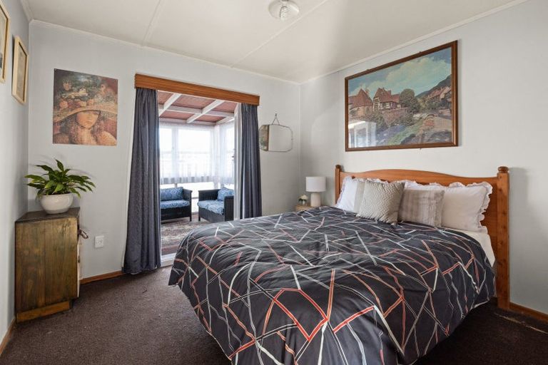 Photo of property in 27 Otatara Road, Taradale, Napier, 4112