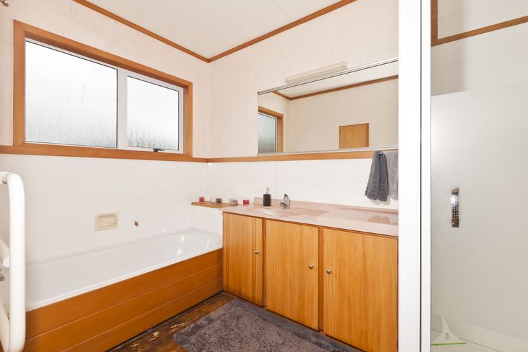 Photo of property in 14 Te Puia Street, Te Kamo, Whangarei, 0112