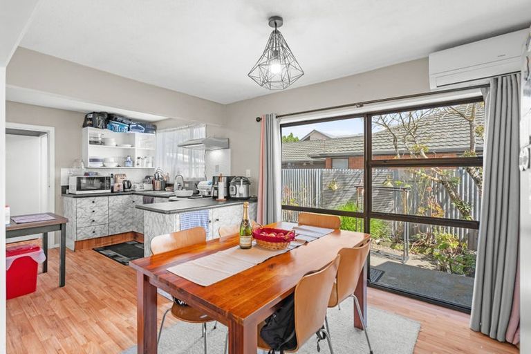 Photo of property in 2/41 Picton Avenue, Riccarton, Christchurch, 8011