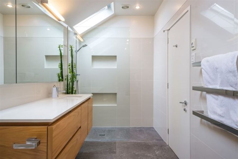 Photo of property in 20 Makora Street, Fendalton, Christchurch, 8041