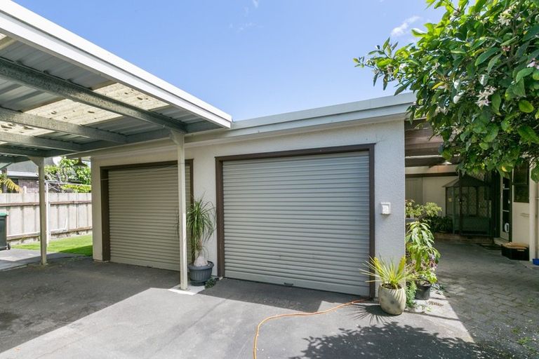 Photo of property in 16 Cardiff Place, Tamatea, Napier, 4112