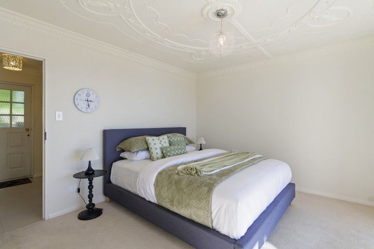 Photo of property in 70 Belleview Terrace, Mount Pleasant, Christchurch, 8081