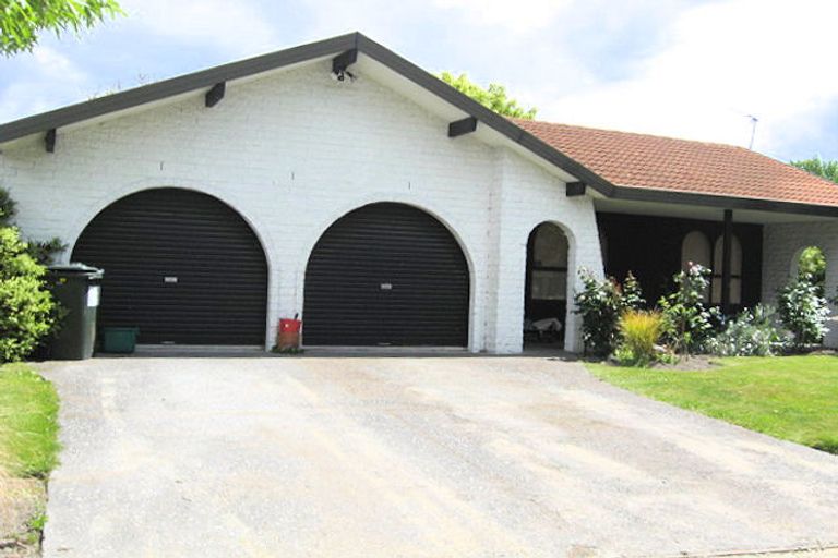 Photo of property in 31 Connemara Drive, Northwood, Christchurch, 8051