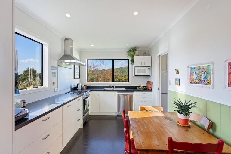 Photo of property in 61 Tennis Court Road, Raumati South, Paraparaumu, 5032