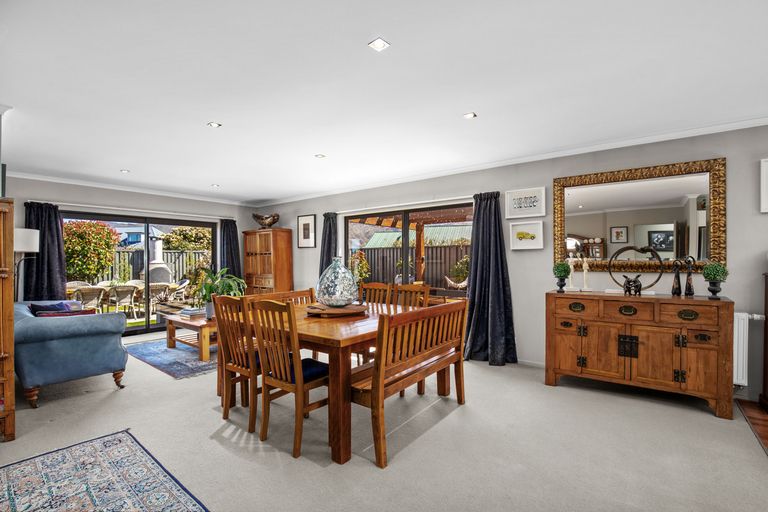 Photo of property in 23 Albert Drive, Clyde, 9330