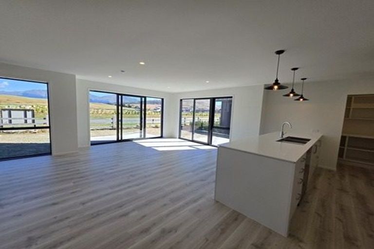 Photo of property in 26 Taurus Lane, Jacks Point, 9371