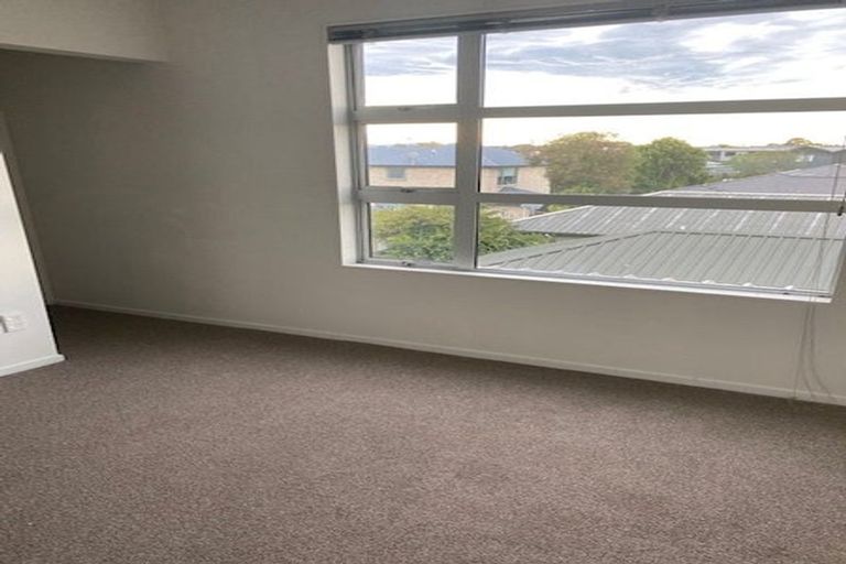 Photo of property in 43 Grafton Street, Waltham, Christchurch, 8011