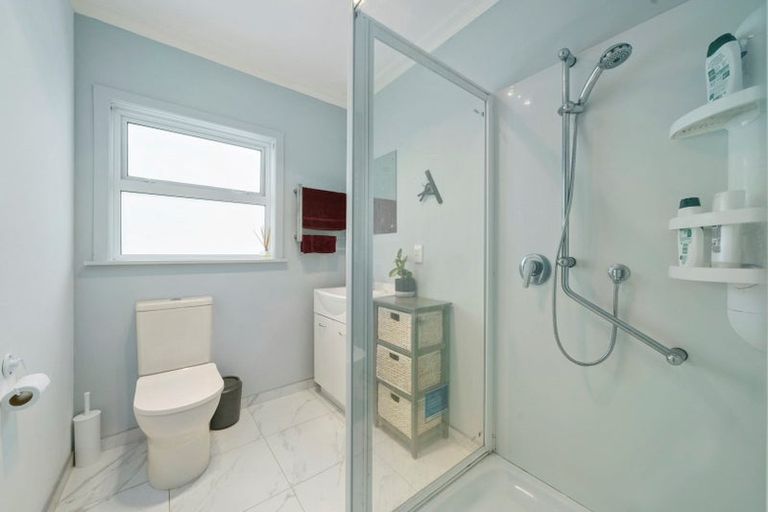 Photo of property in 6 Eton Place, Levin, 5510