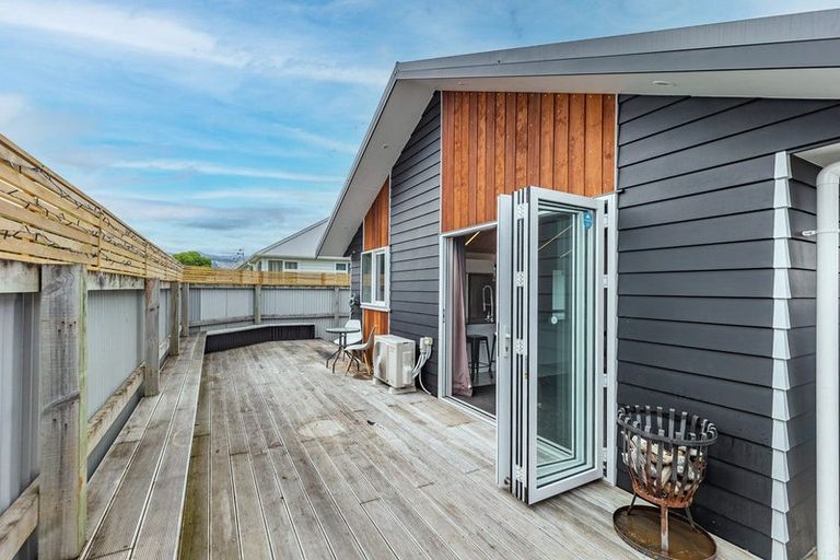Photo of property in 571 Queen Street East, Levin, 5510