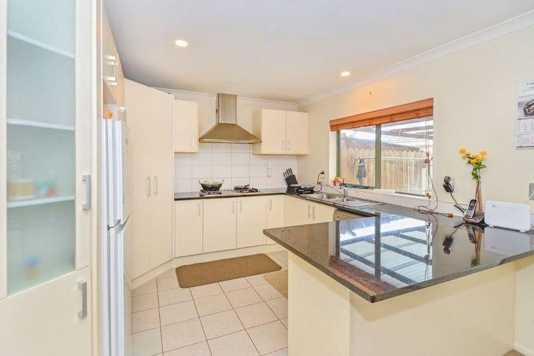 Photo of property in 31 Carrick Glen Avenue, Flat Bush, Auckland, 2019