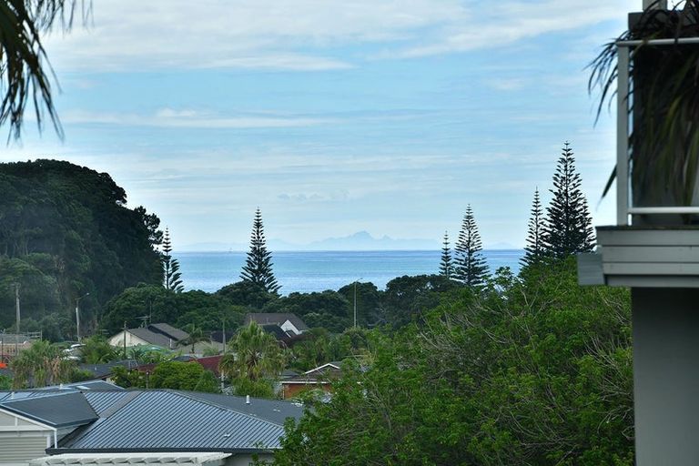 Photo of property in 37 Landmark Terrace, Orewa, 0931
