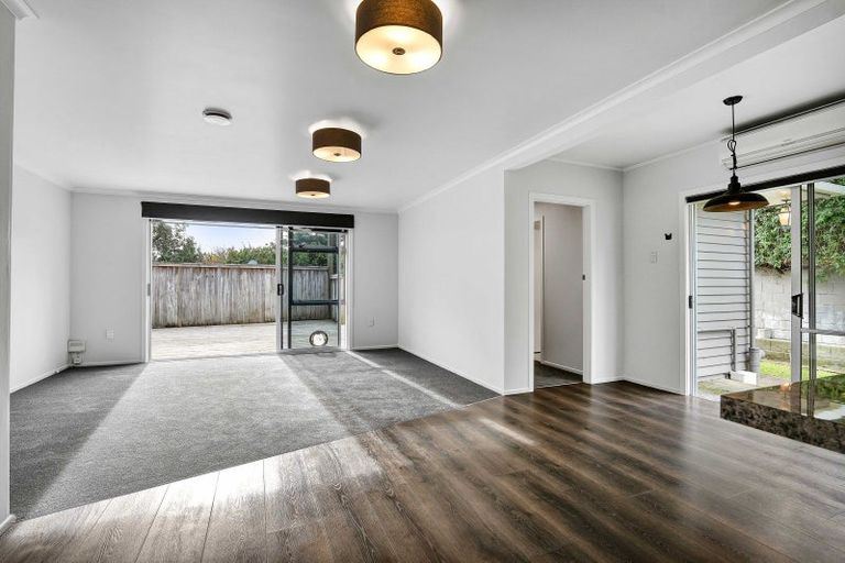 Photo of property in 25 Blagdon Road, Blagdon, New Plymouth, 4310