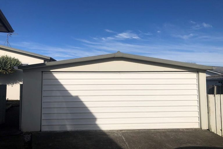 Photo of property in 8 Dennis Road, Papatoetoe, Auckland, 2025