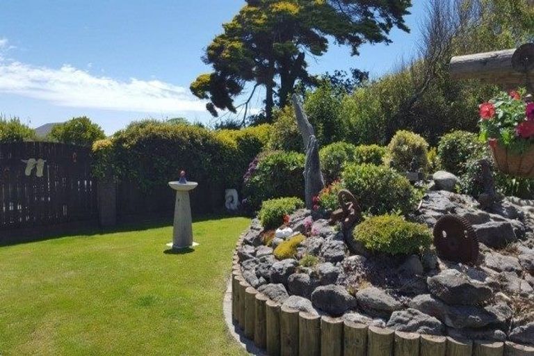 Photo of property in 112 Main Road South, Karoro, Greymouth, 7805