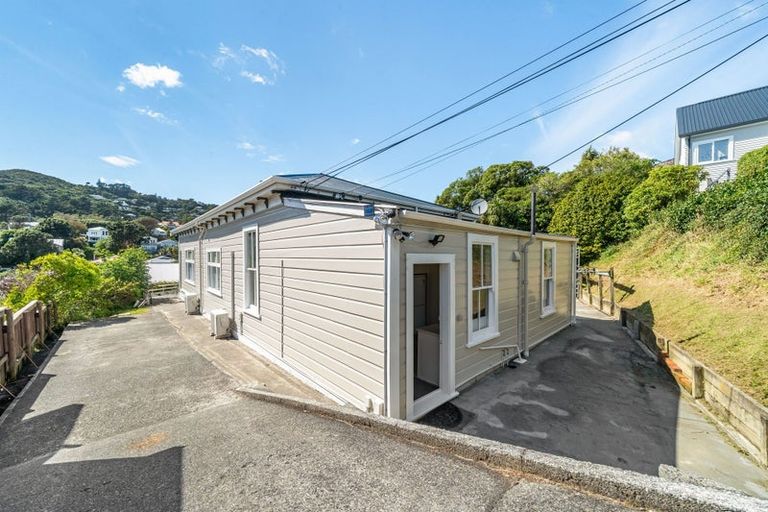 Photo of property in 36 The Parade, Island Bay, Wellington, 6023