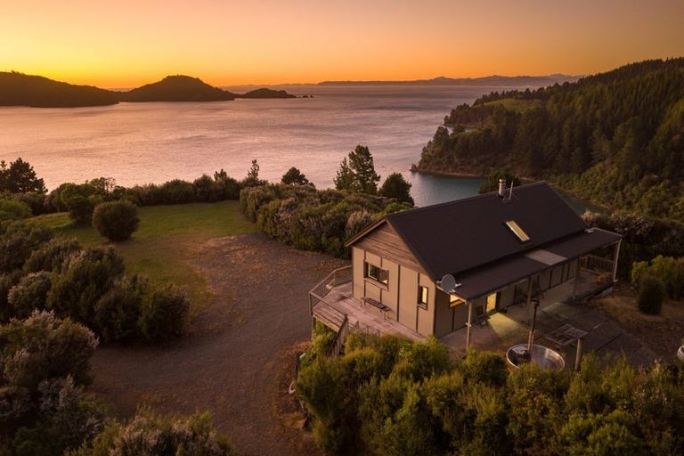 Photo of property in 1786 Port Underwood Road, Port Underwood, Picton, 7281