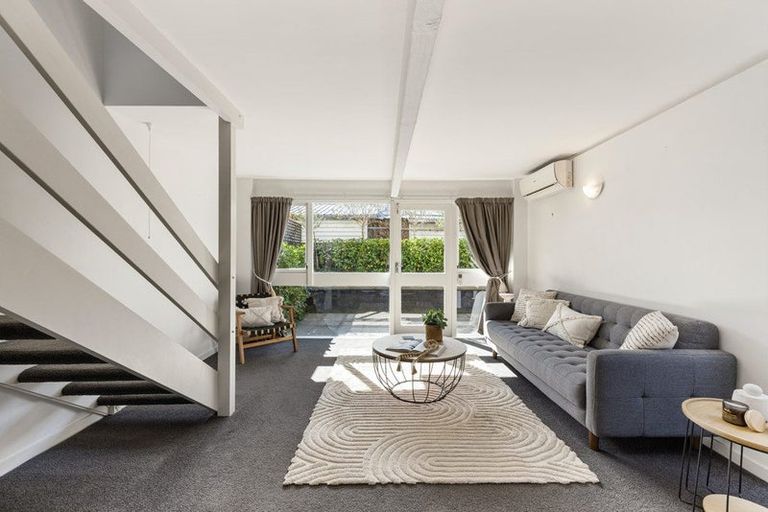 Photo of property in 4/78a Holly Road, St Albans, Christchurch, 8014
