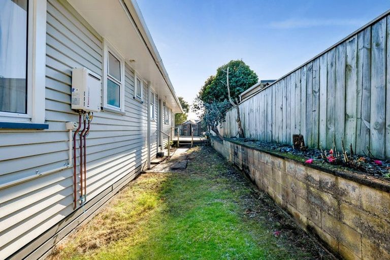 Photo of property in 163a Pembroke Street, Westown, New Plymouth, 4310