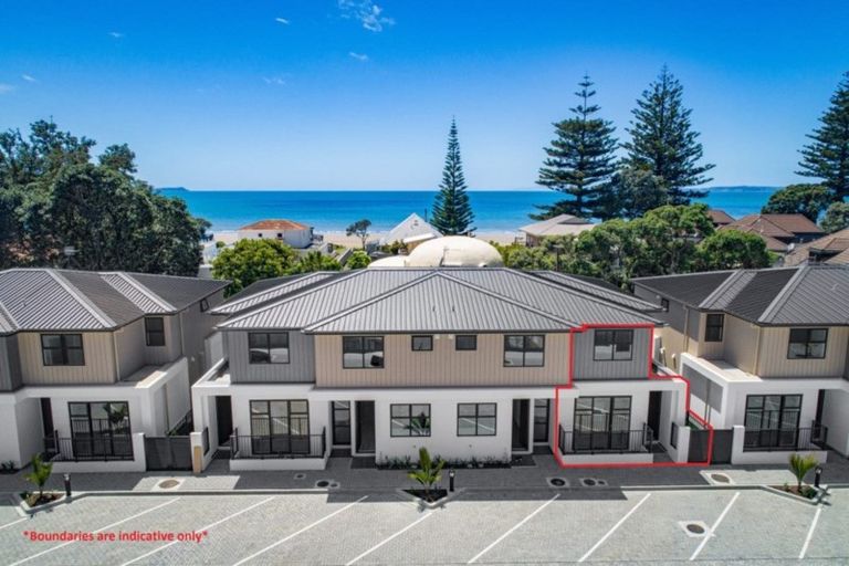 Photo of property in 7/447 Hibiscus Coast Highway, Orewa, 0931