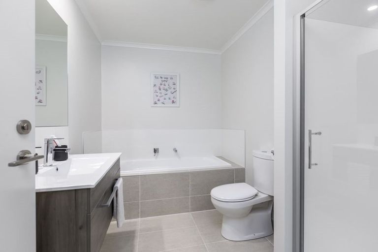 Photo of property in 4 Station Street, Hobsonville, Auckland, 0616