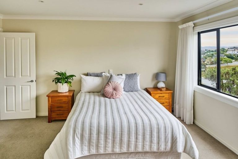 Photo of property in 14 Port Lane, Whitby, Porirua, 5024