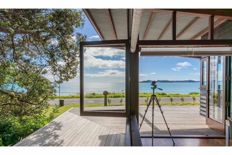 Photo of property in 135 Long Beach Road, Russell, 0202