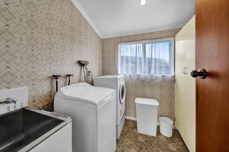 Photo of property in 335b High Street, Hawera, 4610