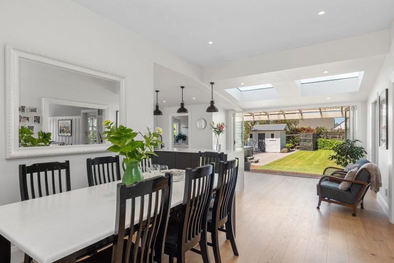 Photo of property in 112 Knowles Street, St Albans, Christchurch, 8052