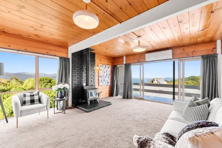 Photo of property in 12 Laurel Grove, Maungaraki, Lower Hutt, 5010