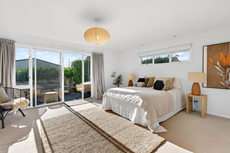 Photo of property in 1/11 Chester Street, Taradale, Napier, 4112
