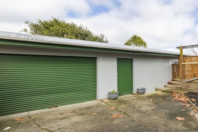 Photo of property in 7 Harding Place, Feilding, 4702