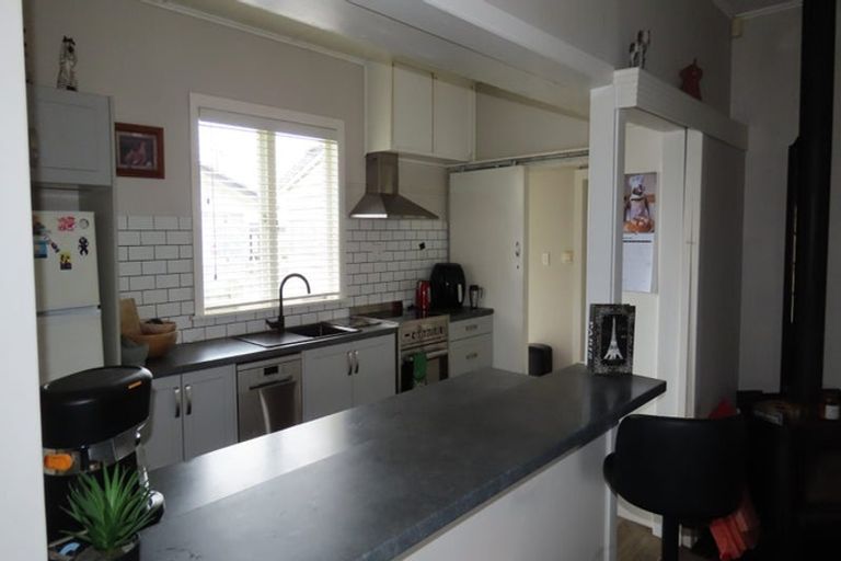 Photo of property in 36 King Street, Waiuku, 2123