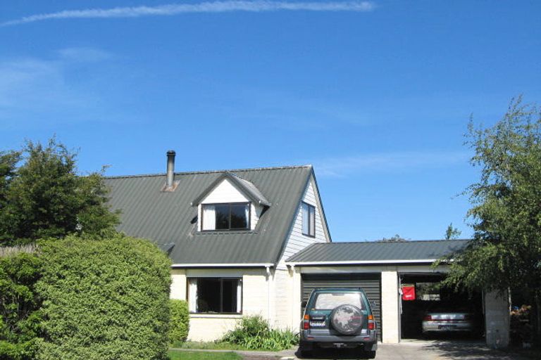 Photo of property in 9 Van Dieman Close, Templeton, Christchurch, 8042